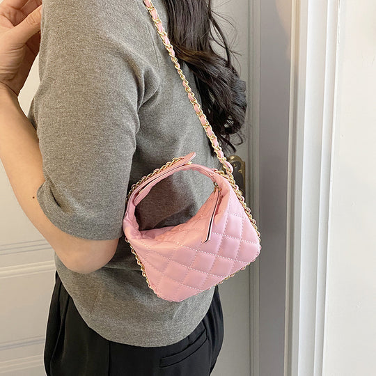 Damen modische Hobo-Tasche mit verstellbarem Schulterriemen und stilvoller Steppung Nord Taschen