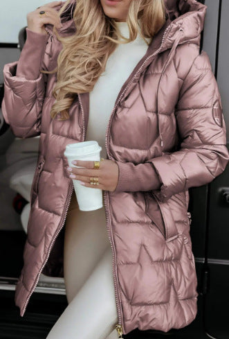 Damen Glänzende Steppjacke mit Kapuze, Kordelzug und leicht tailliertem Schnitt Nord Taschen