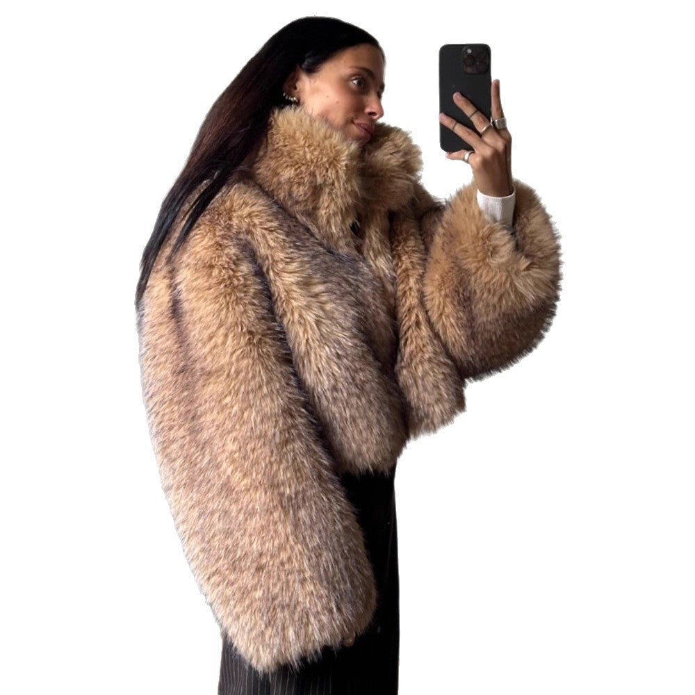 Damen Luxus-Kunstpelz-Cropped-Bomber mit Oversized-Ärmeln und hohem Schalkragen Nord Taschen