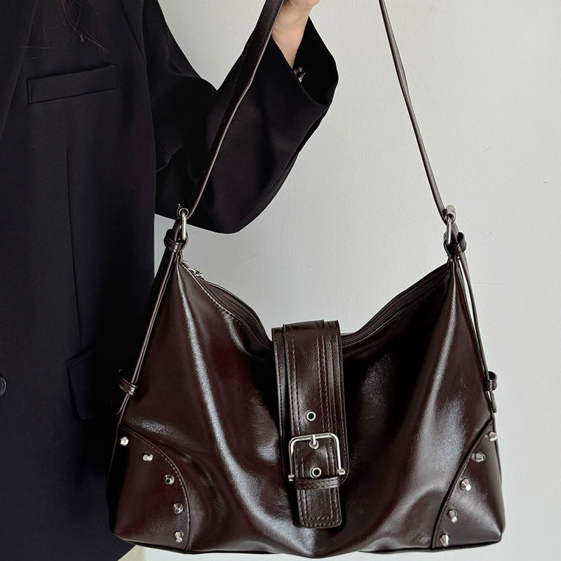 Damen elegante Schultertasche mit modischem Schnallenakzent Nord Taschen