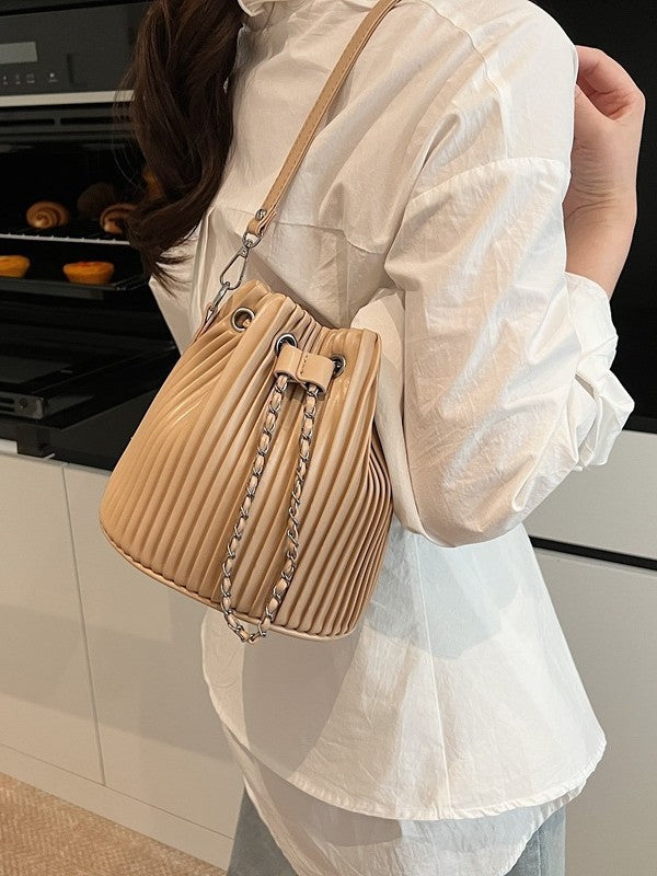 Damen Hobo-Tasche mit strukturiertem Falten-Design Nord Taschen