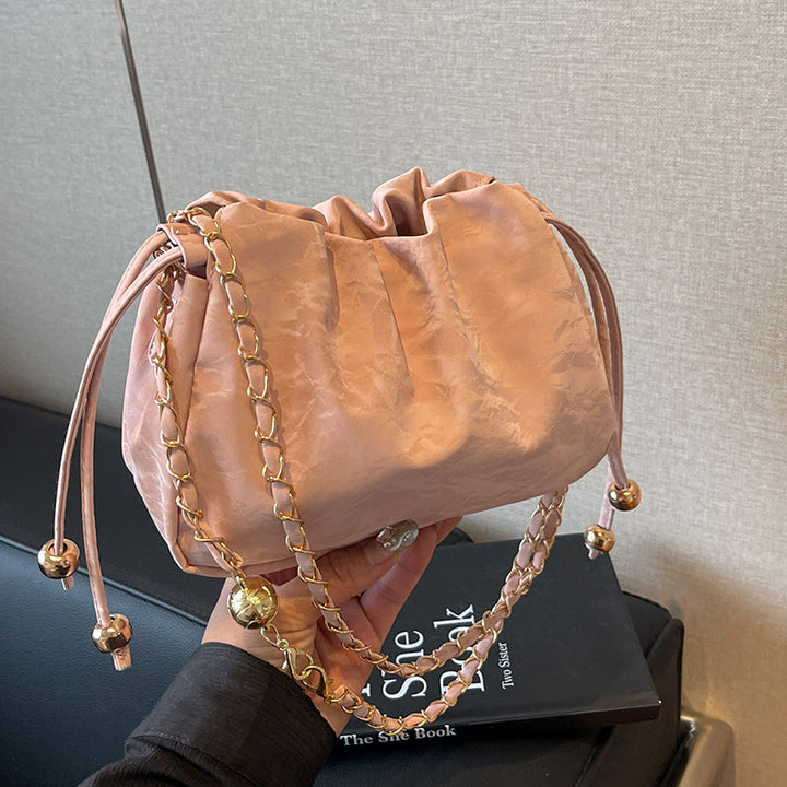 Damen Beuteltasche mit elegantem Kettenriemen Nord Taschen