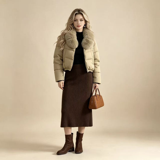 Damen nan kurz geschnittene Boxy-Pufferjacke mit extra großem Webpelzkragen und formstabilem Saum Nord Taschen