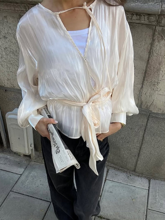 Damen Elegante Wickelbluse mit Bindegürtel und voluminösen Ballonärmeln Nord Taschen