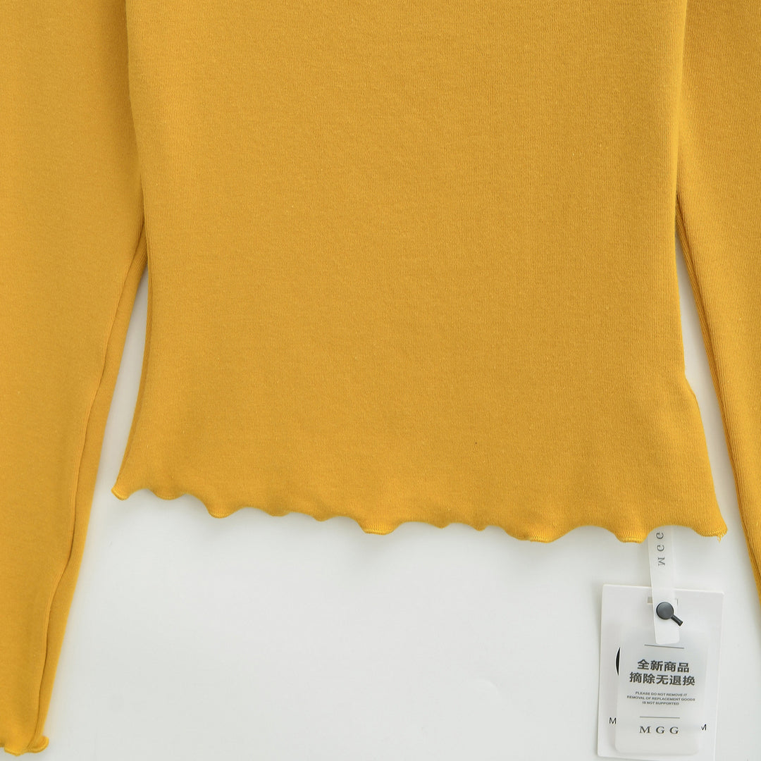 Damen Figurbetontes Langarm-Feinstrickshirt mit quadratischem Ausschnitt und Wellensaum Nord Taschen