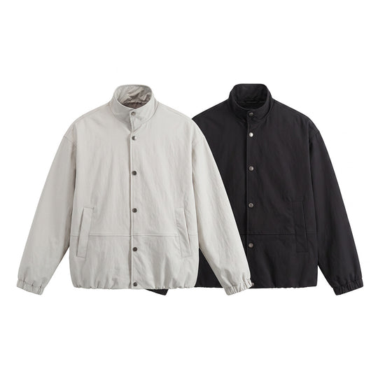 Herren Kurz geschnittener minimalistischer Boxy‑Blouson mit Stehkragen und Druckknopfblende Nord Taschen