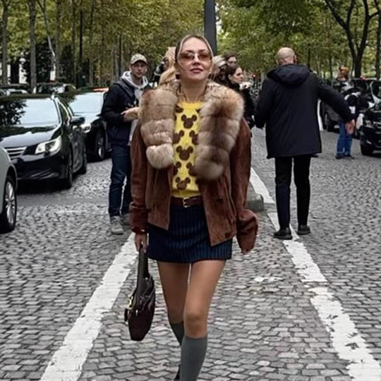 Damen Wildleder-Bomberjacke mit voluminösem Pelzschal und elastischem Saum Nord Taschen