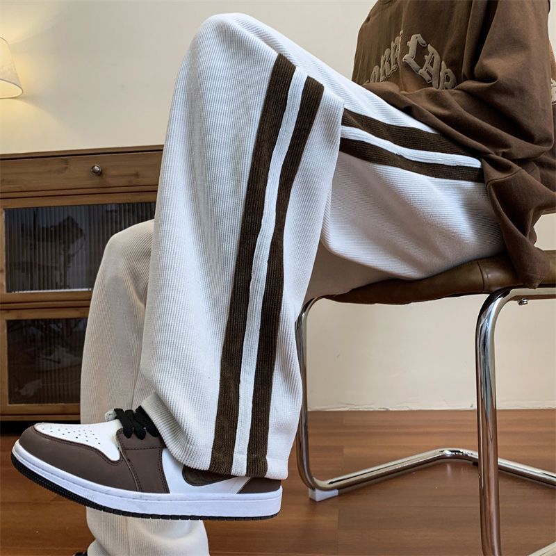 Damen Elegante und bequeme Sweatpants Nord Taschen