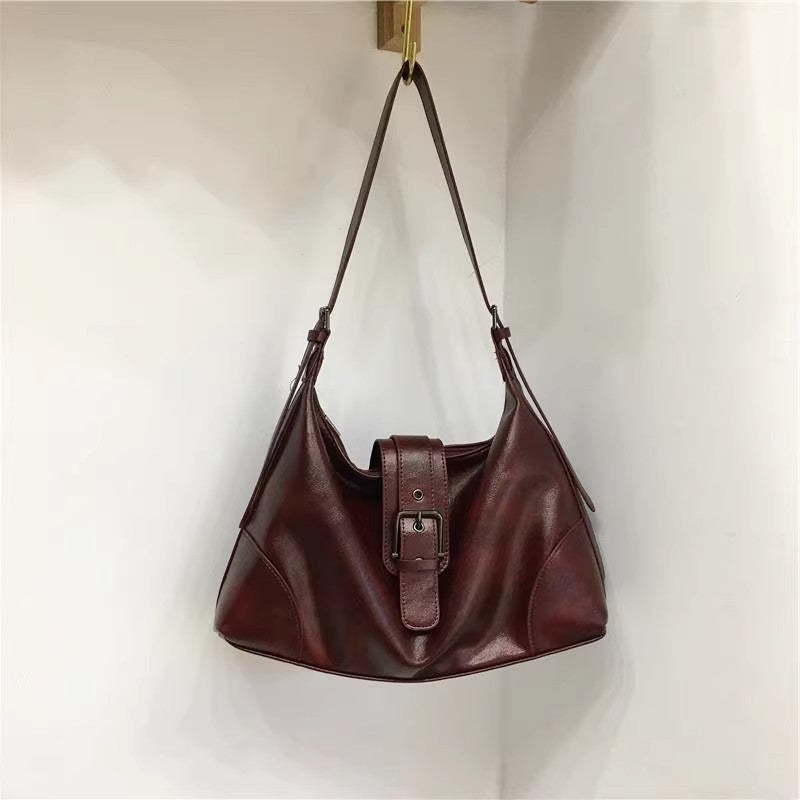 Damen Hobo-Tasche mit elegantem Design und praktischem Klappenverschluss Nord Taschen