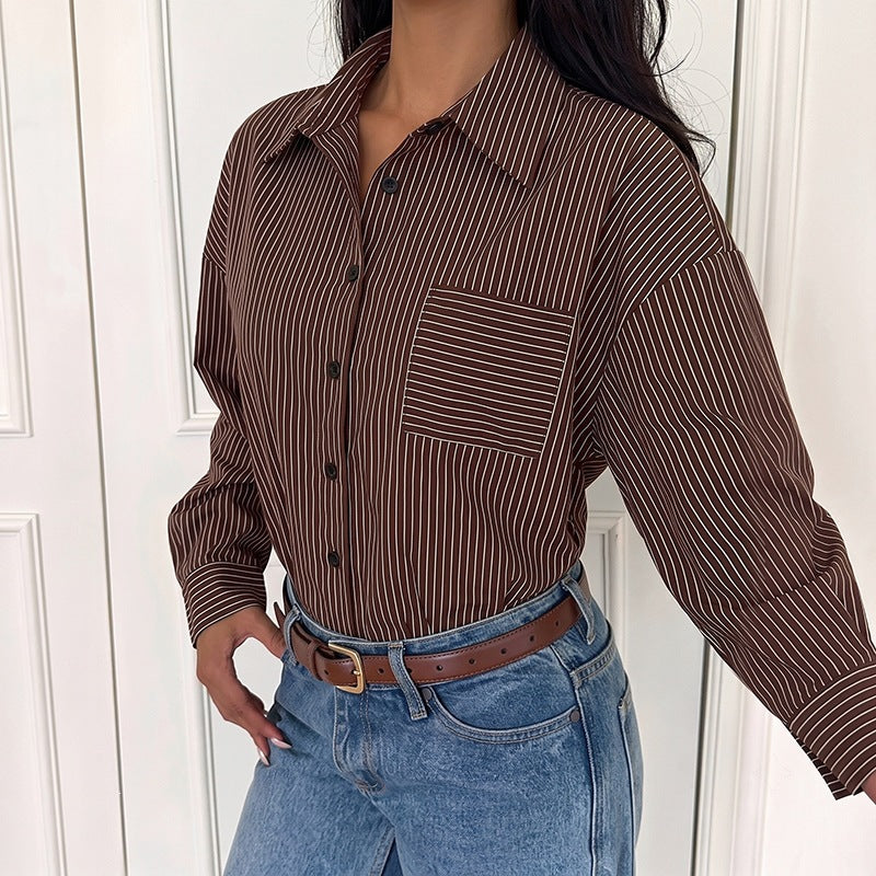 Damen Oversize-Hemdbluse aus Viskose mit feinem Nadelstreifen und Brusttasche Nord Taschen