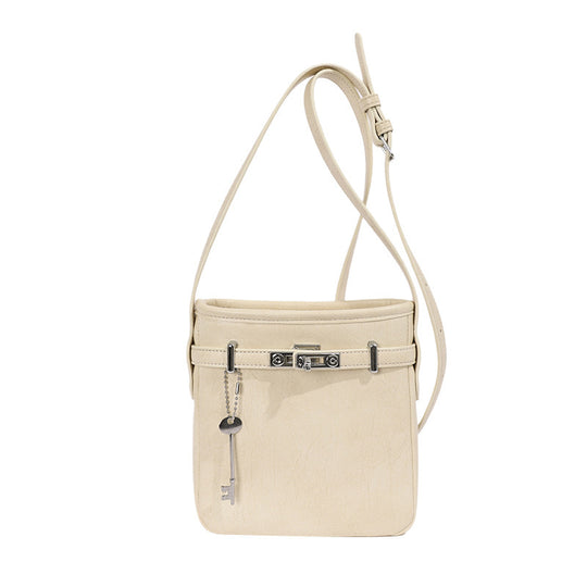 Damentasche mit eleganten Akzenten und praktischen Fächern Nord Taschen