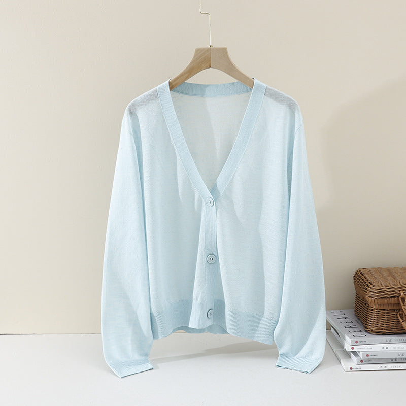 Damen Leichter Oversize-Cardigan aus Feinstrick mit tiefem V-Ausschnitt und Zierknopfleiste Nord Taschen