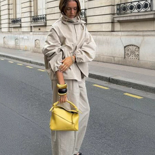 Damen Zweiteiliges Oversize-Hosenanzug-Set mit asymmetrischem Stehkragen Nord Taschen