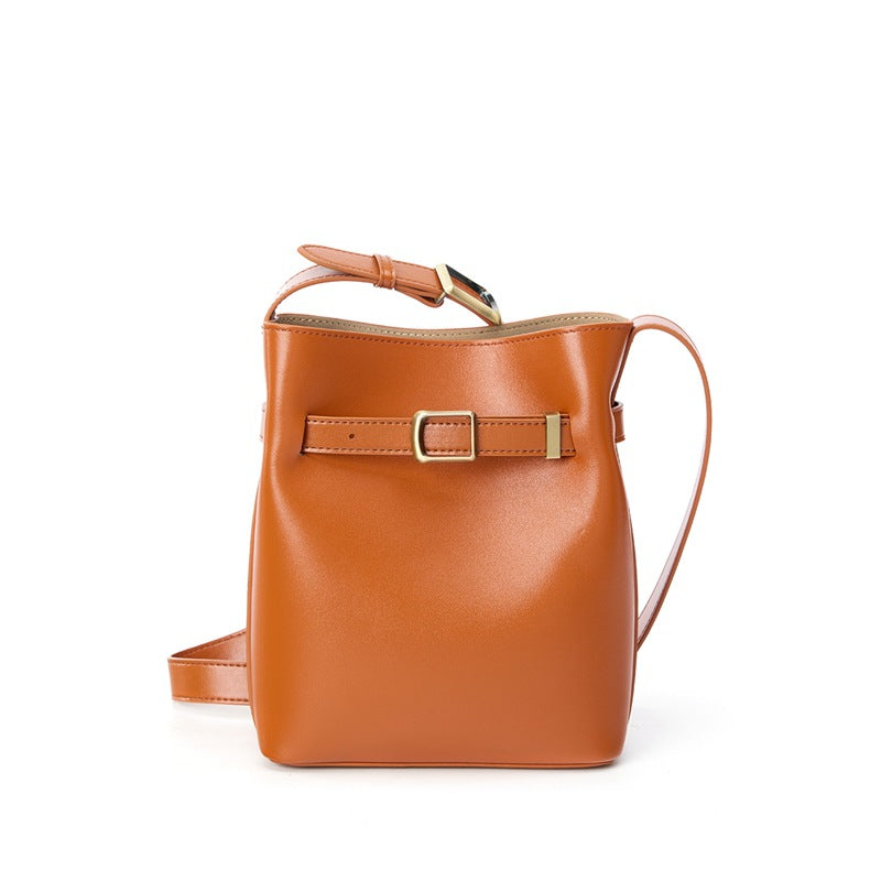 Damen praktische Ledertasche im minimalistischen Stil Nord Taschen