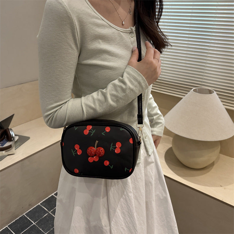 Damen Mini-Umhängetasche mit fruchtigem Kirschdesign Nord Taschen