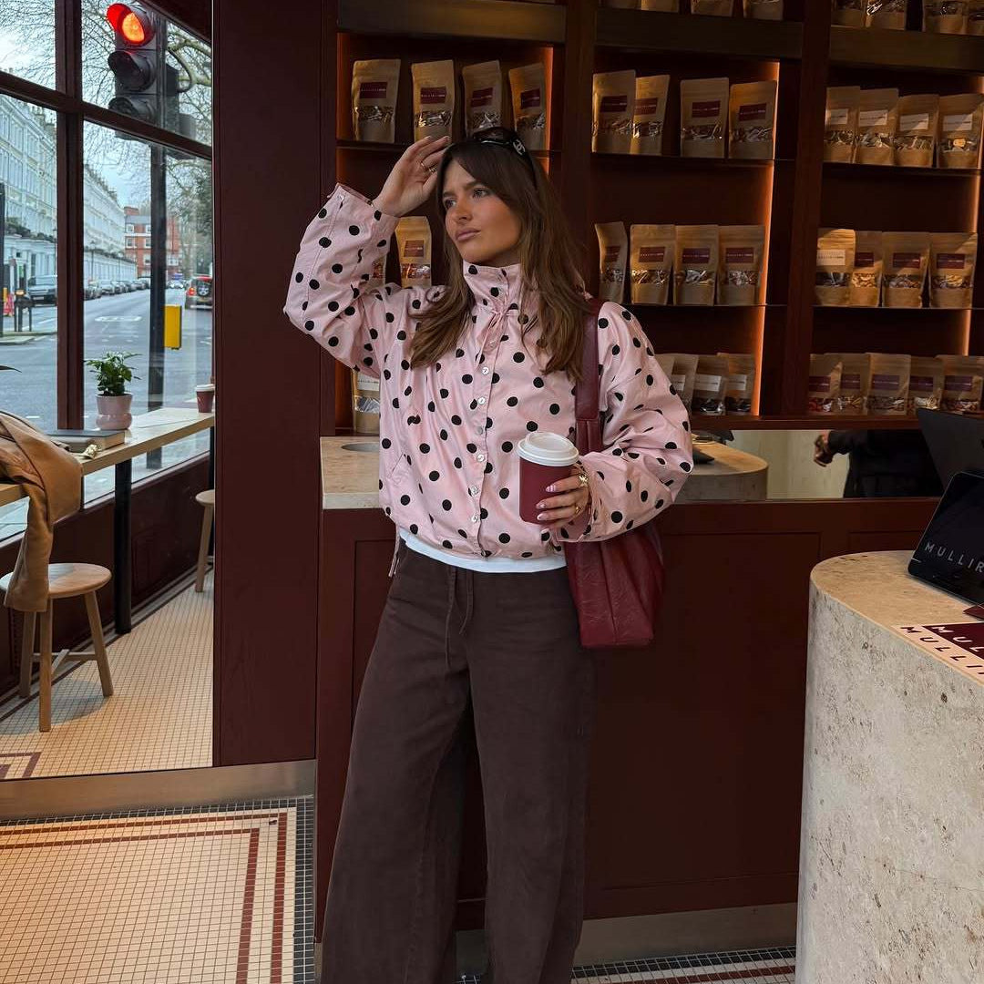 Damen Leichte Satin-Übergangsjacke im Cropped-Schnitt mit Stehkragen und Kordelzug Nord Taschen