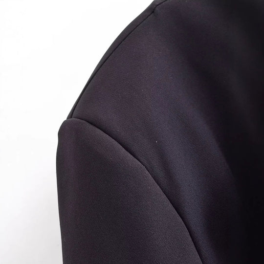 Damen Kurzer Blazer mit angenähter Schluppen‑Krawatte und Pattentaschen Nord Taschen