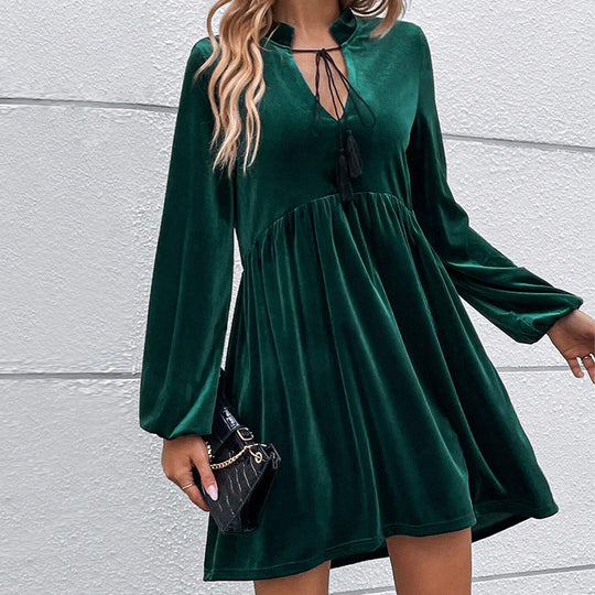 Damen samtiges Babydoll-Minikleid mit Empire-Taille Quastenbindung und langen Glockenärmeln Nord Taschen