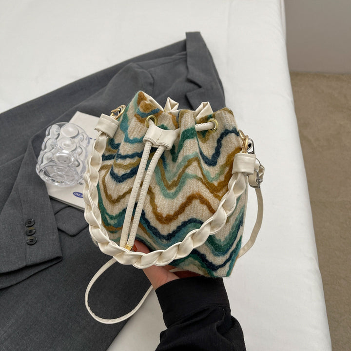 Damen modische Bucket Bag mit verspieltem Muster Nord Taschen