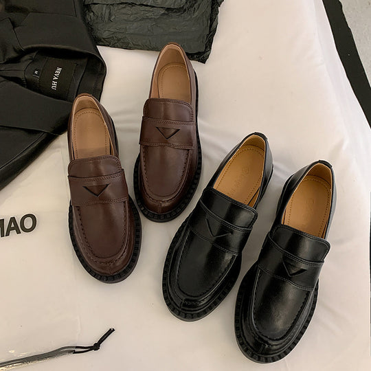 Damen Zeitlose Penny‑Loafer mit profiliertem Gummirand und Mokassin‑Naht Nord Taschen
