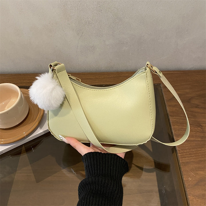 Damen Handtasche aus hochwertigem Kunstleder mit abnehmbarem Kunstfell
