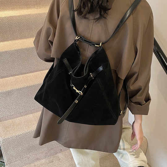 Damen Hobo-Tasche aus weichem Leder mit praktischen Reißverschlusstaschen Nord Taschen