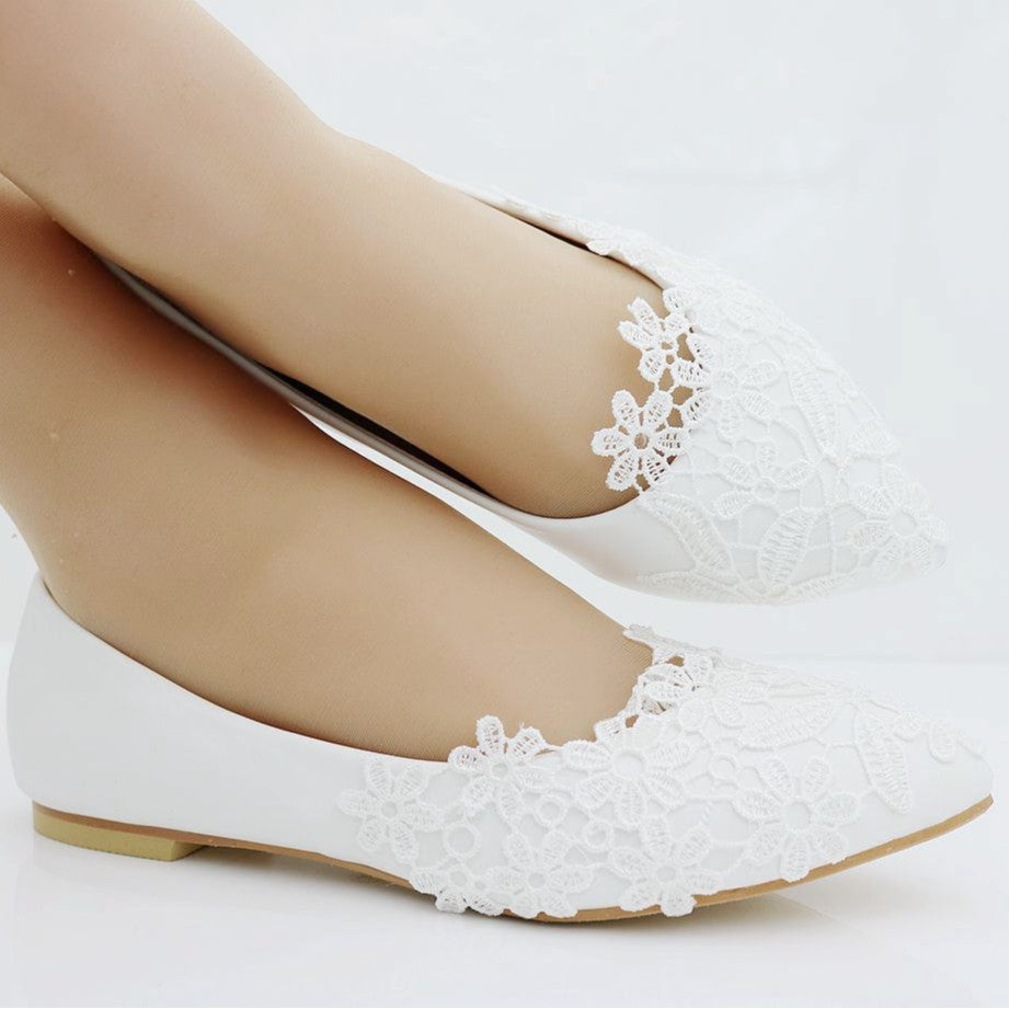 Damen Elegante Ballerinas mit filigraner Blumenstickerei