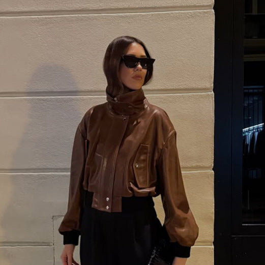 Damen Kurz geschnittener Lederblouson mit hohem Stehkragen und Ballonärmeln Nord Taschen