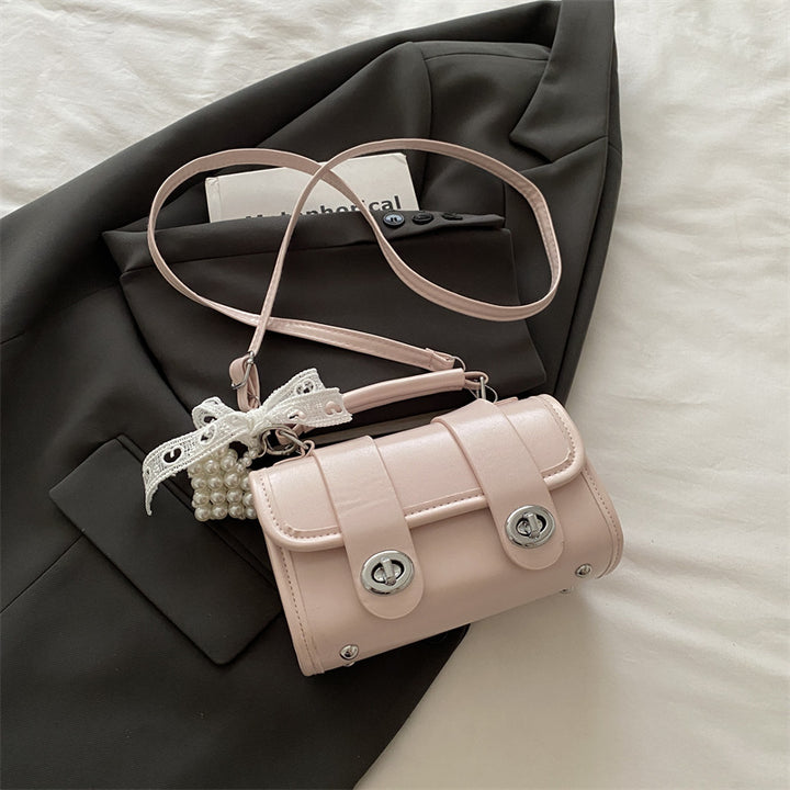 Damen Mini-Handtasche mit dekorativen Details Nord Taschen