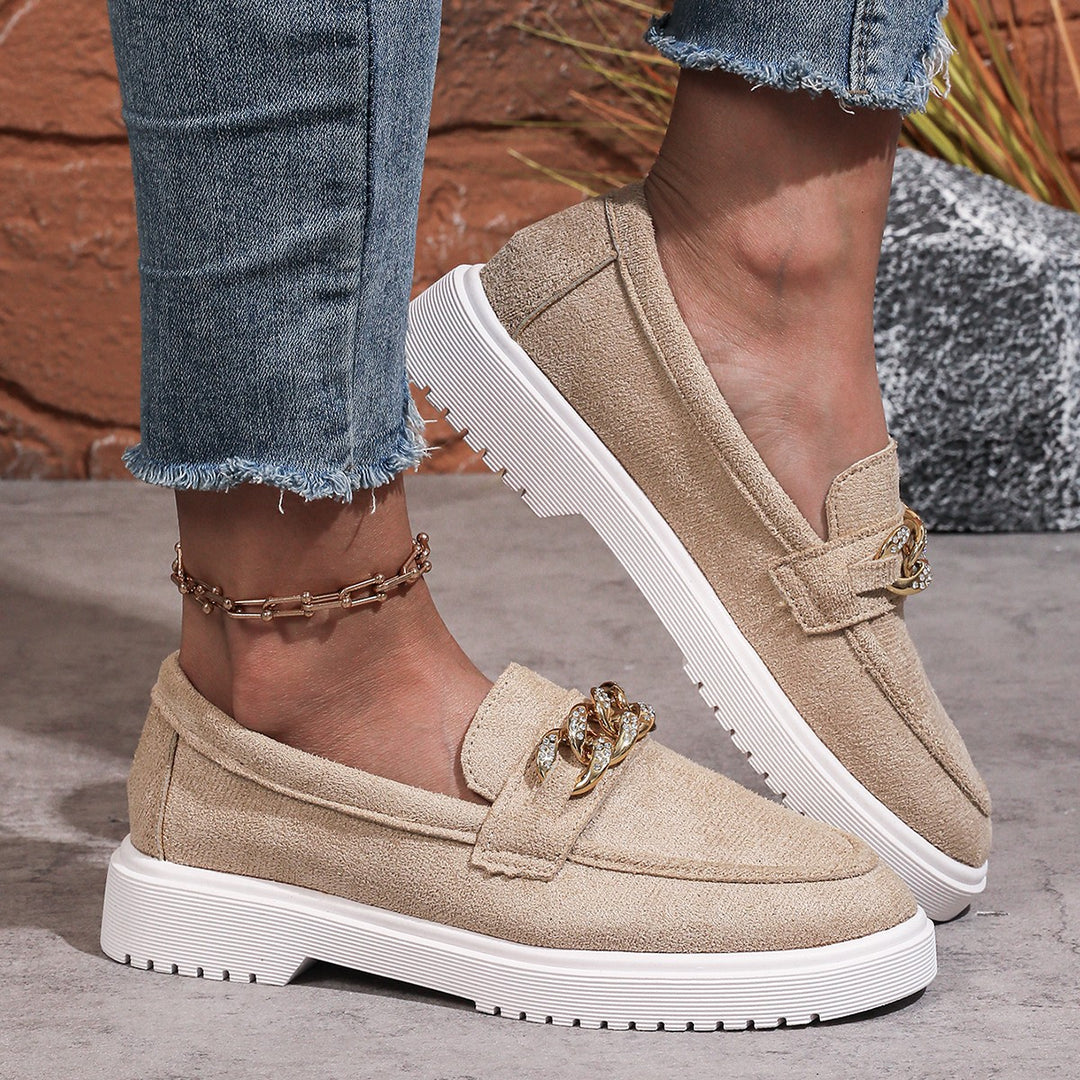 Damen  elegante Slipper mit Plateau-Laufsohle, goldener Schmuckkette und gepolstertem Komfortfußbett Nord Taschen