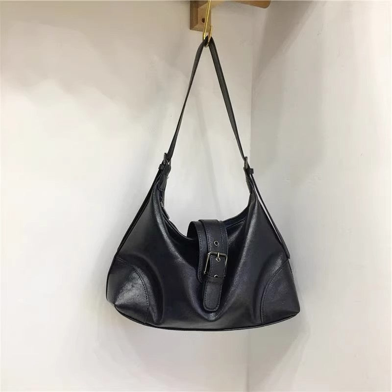 Damen Hobo-Tasche mit elegantem Design und praktischem Klappenverschluss Nord Taschen