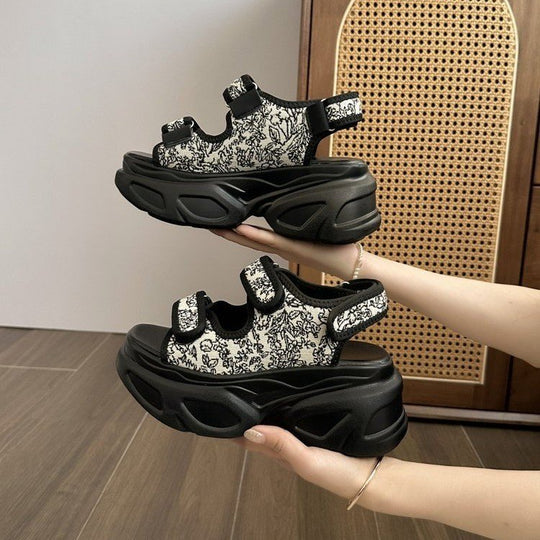 Damen Plateau-Sandalen mit verziertem Riemen und komfortabler Sohle Nord Taschen