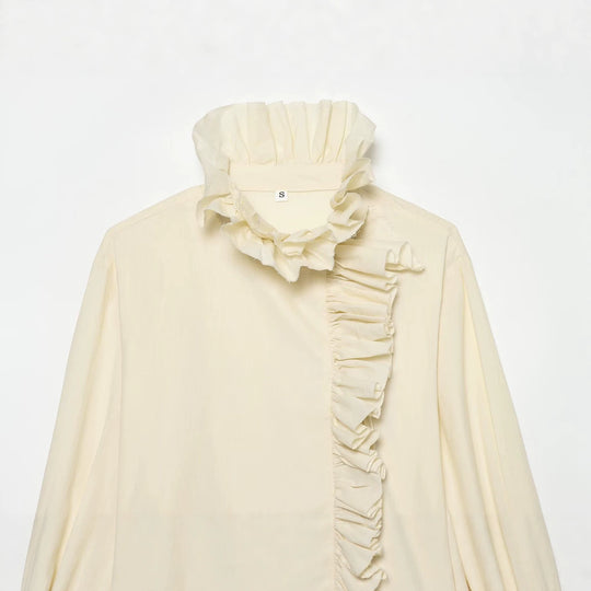 Damen Rüschenbluse mit hohem Stehkragen, asymmetrischer Volantleiste und Ballonärmeln Nord Taschen
