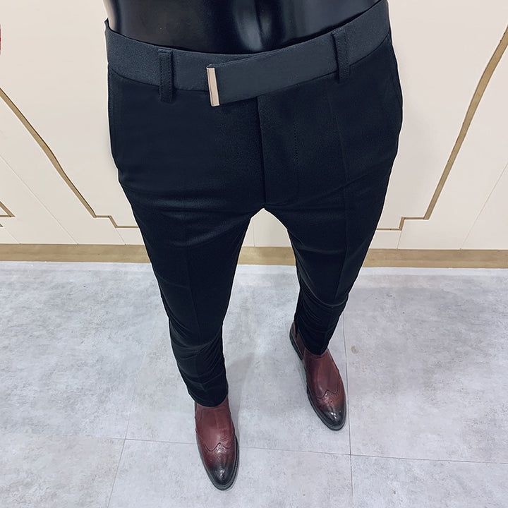 Herren schmale elegante Anzughose mit dezenter Goldschließe und Bügelfalte Nord Taschen