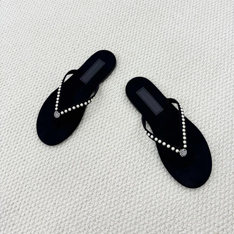 Damen Zehentrenner-Sandalen mit dekorativem Perlenschmuck und komfortablem Fußbett Nord Taschen