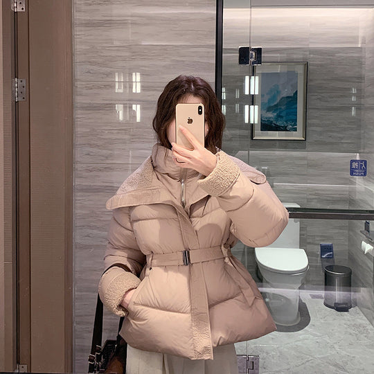 Damen nan kurz gesteppte Taillen-Pufferjacke mit kuscheligem Teddykragen und verstellbarem Schnallenriemen Nord Taschen