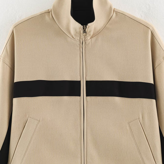 Damen Cropped Trackjacke mit Stehkragen, Reißverschluss und seitlichen Kontraststreifen Nord Taschen