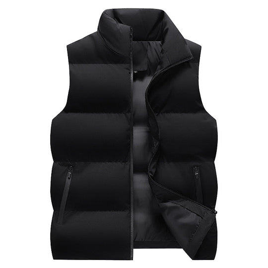 Herren Minimalistische Outdoor-Steppweste mit breiter Blocksteppung, isolierter Wattierung und verdeckten Reißverschlusstaschen Nord Taschen
