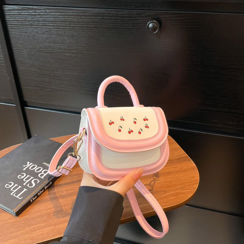 Damen Mini-Handtasche mit fröhlichem Kirschdesign und charmanten Anhängern Nord Taschen