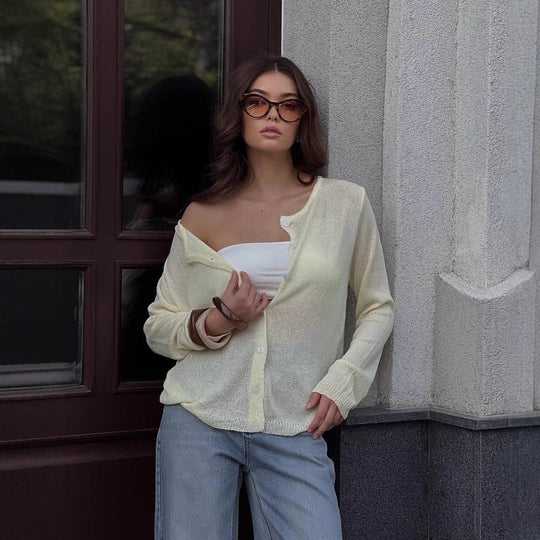 Damen leichter halbtransparenter Feinstrick-Cardigan mit Rundhals und Knopfleiste Nord Taschen