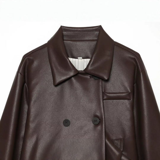 Damen Kurz geschnittene doppelreihige Kunstlederjacke mit weitem Hemdkragen Nord Taschen