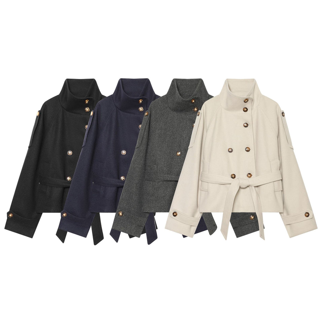 Damen Kurzer Wollcape-Mantel mit doppelreihiger Knopfleiste, hohem Stehkragen und Taillengürtel Nord Taschen