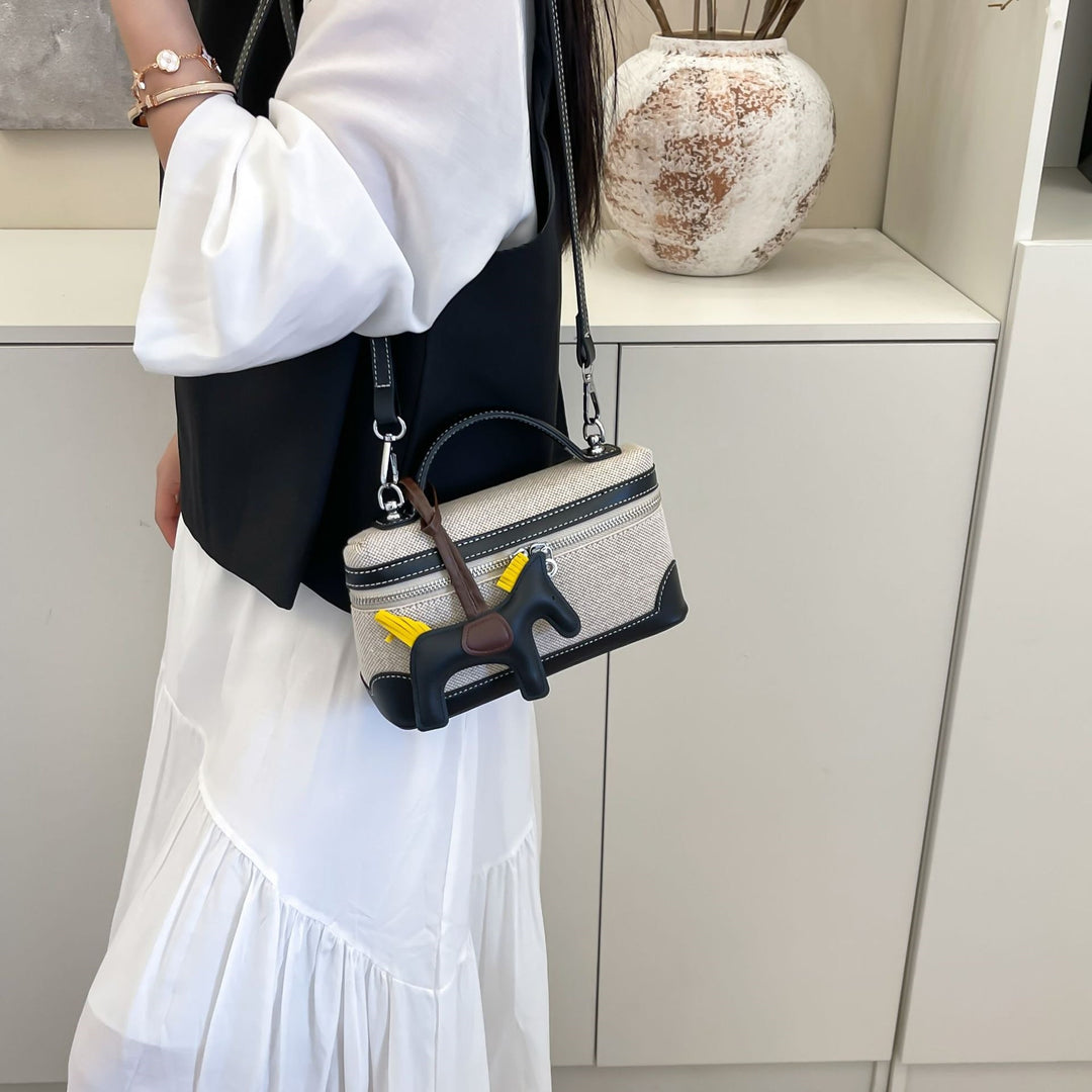 Damen elegante Handtasche mit einzigartigem tierischen Anhänger Nord Taschen