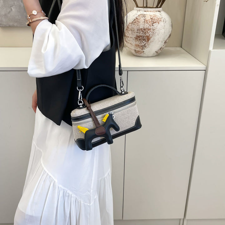 Damen elegante Handtasche mit einzigartigem tierischen Anhänger Nord Taschen