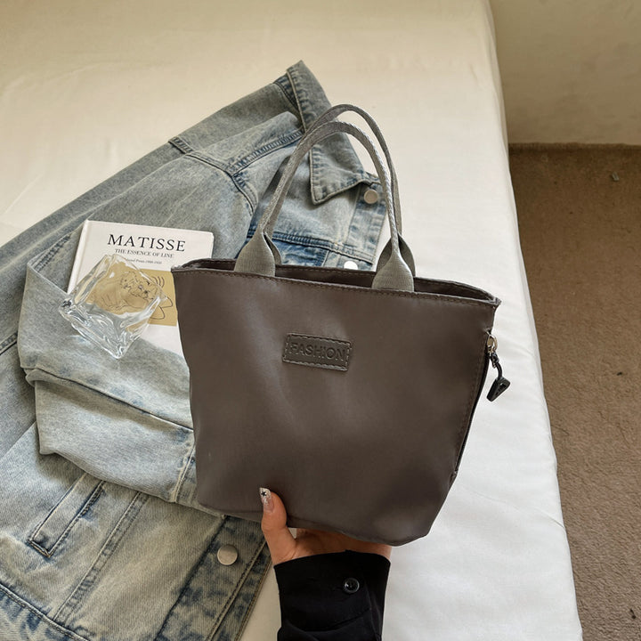 Damen Schultertasche mit minimalistischem Design und praktischem Innenfach Nord Taschen