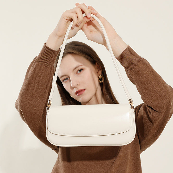 Damen Umhängetasche mit elegantem Klappdesign und hochwertigen Details Nord Taschen