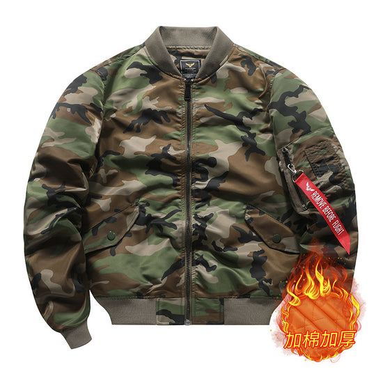 Herren Camouflage Piloten‑Bomberjacke mit Ärmeltasche, Utility‑Reißverschluss und gerippten Bündchen Nord Taschen