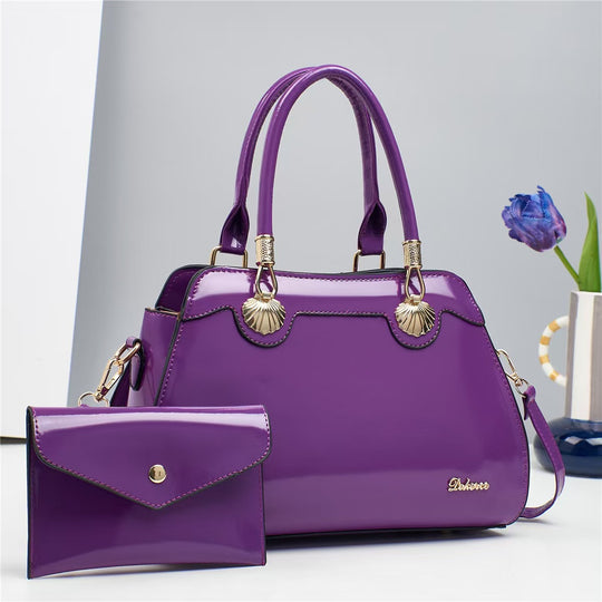 Damen Handtasche mit eleganten Goldakzenten und abnehmbarer Mini-Clutch Nord Taschen