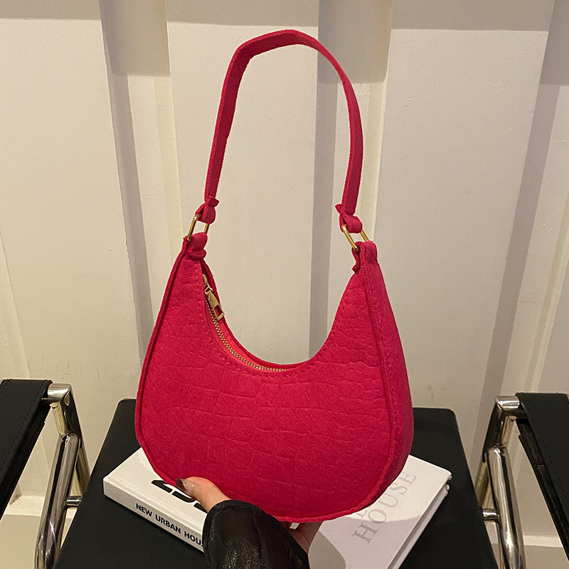 Damen stilvolle Schultertasche mit dezenter Kroko-Optik Nord Taschen