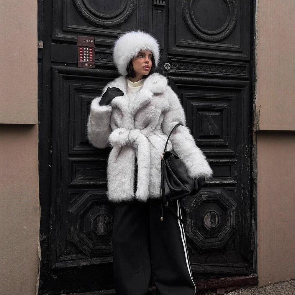 Damen Voluminöser Kurzmantel aus Kunstfell mit Taillengürtel und Oversize-Schalkragen Nord Taschen